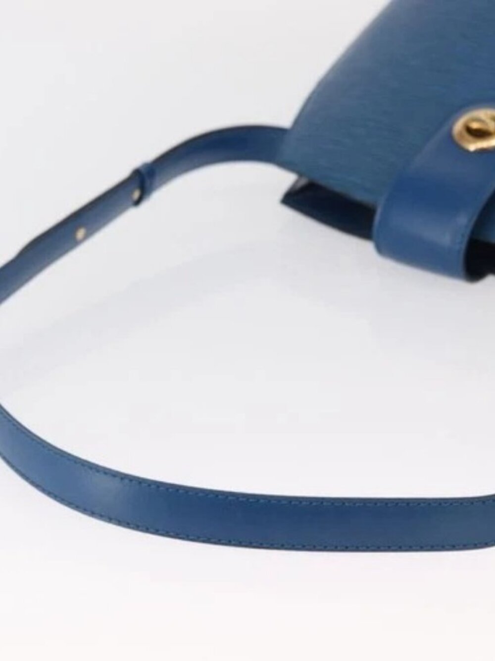 LOUIS VUITTON Epi Cluny Shoulder Bag Blue - Picture 7 of 15